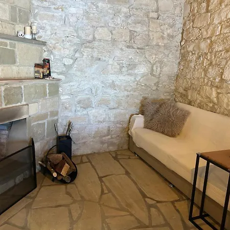 The Hideaway Apartment *