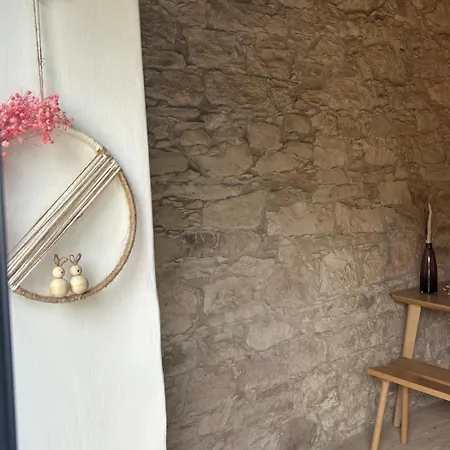 The Hideaway Apartment Arminou